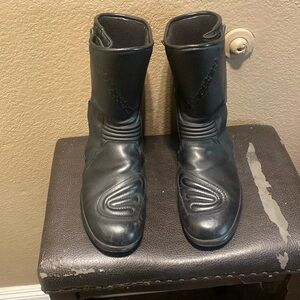 Alpinestars Men’s black leather riding boots size 10.5